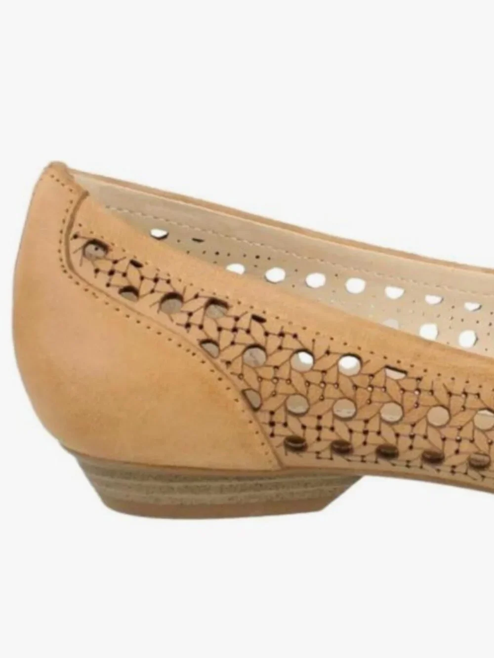 Naturalizer SZ9 Diara Tan Leather Ballet Flats Bow Cane Details Old Money Staple